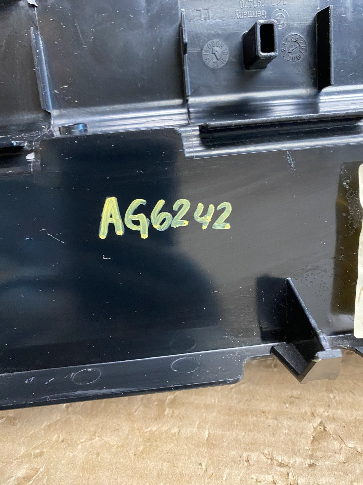 2004 - 2010 Bmw E83 X3 Front Right Passenger Storage Glove Box AG6242 DG6
