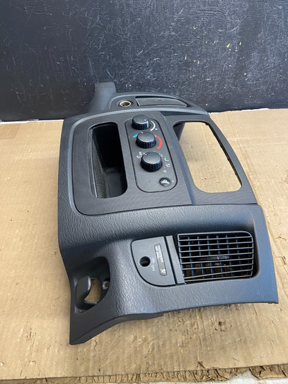 2002 to 2005 Dodge Ram Radio Climate Control Dash Air Vent Bezel Trim AE2052 DG2