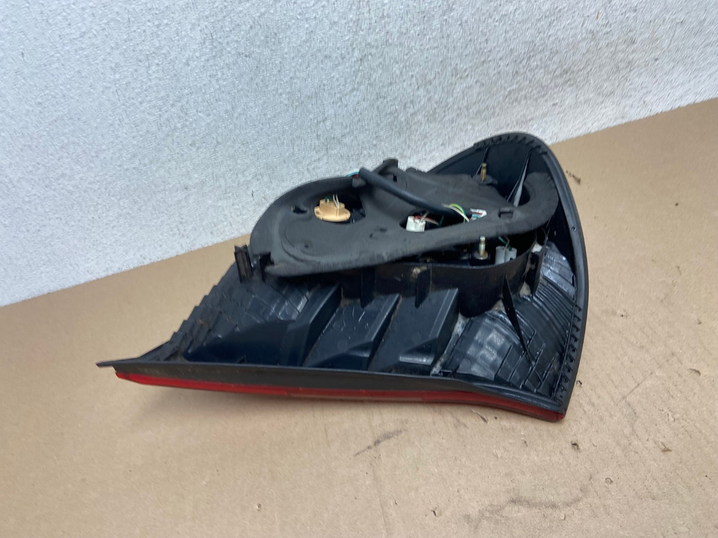 2002 2003 2004 Toyota Camry Tail Light Right Passenger Rh Side AG6655 LK5