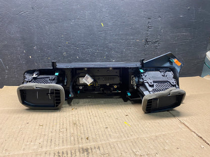 2020 to 2023 Ford Explorer Console Radio Display Screen Air Vents L6797 DG4