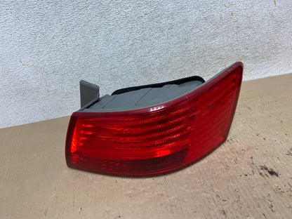 2009 to 2010 Hyundai Sonata Right Passenger Side Tail Light AI2389 LK0