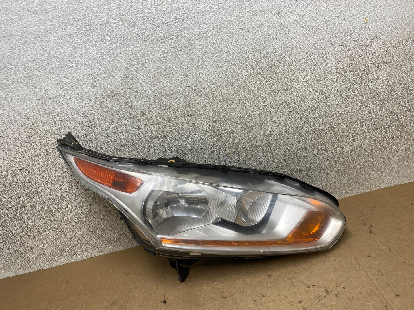 2014 to 2021 Ford Transit Connect Left Driver LH Side Headlight OEM W9125 DG0