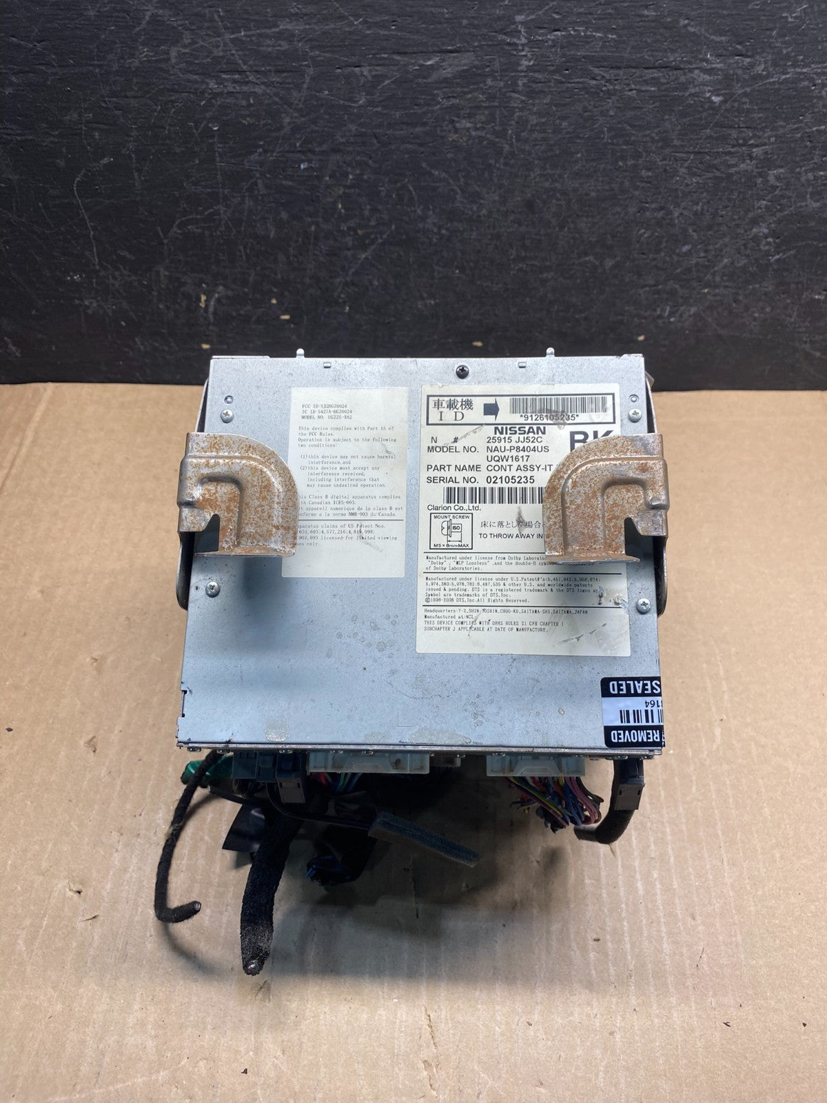 2009 - 2011 Nissan Altima Maxima Radio AM/FM Receiver AE7899 DG3