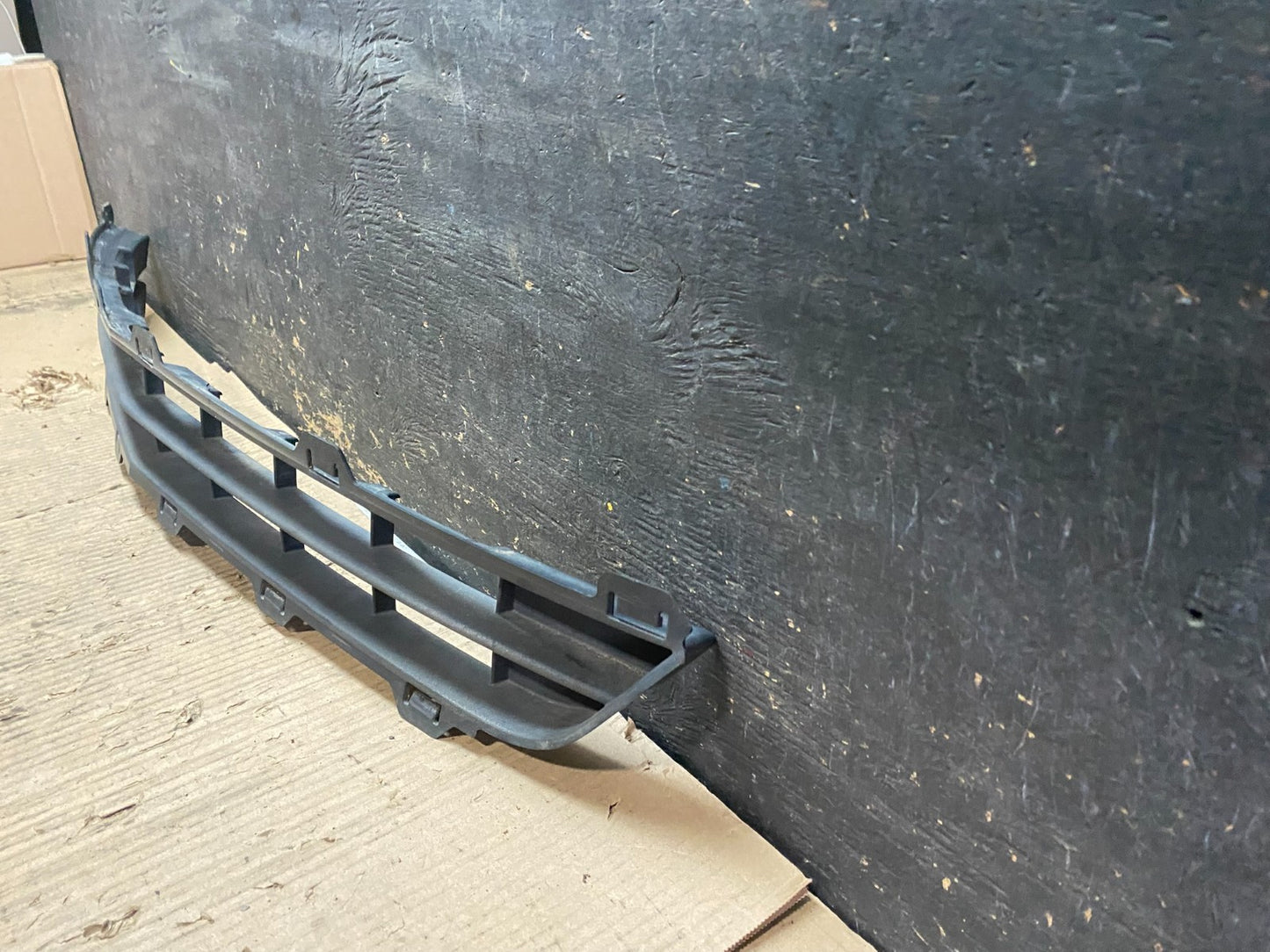 2009 to 2012 Sorento Front Bumper Impact Energy Absorber Foam Pad OEM V4171 DG1