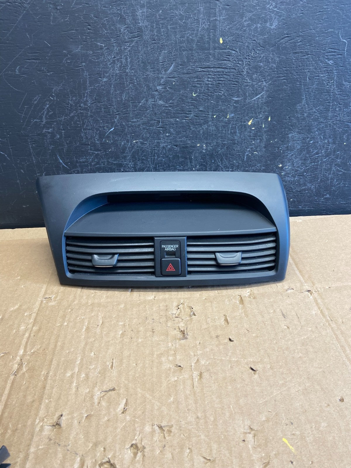 2004 to 2008 Acura TL Front Dash Dashboard AC Center Clock Air Vent ad2200 DG0