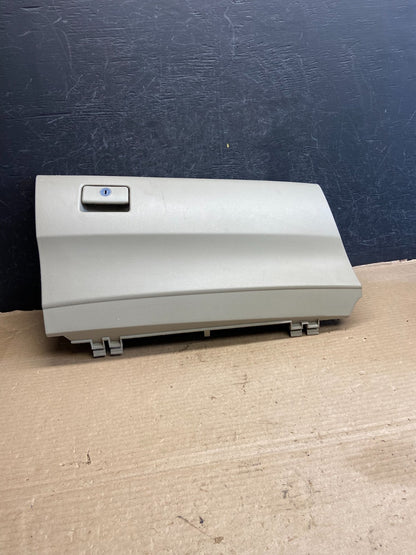 2007-2011 Toyota Camry Front Right Passenger Storage Glove Box ah3607 DG0