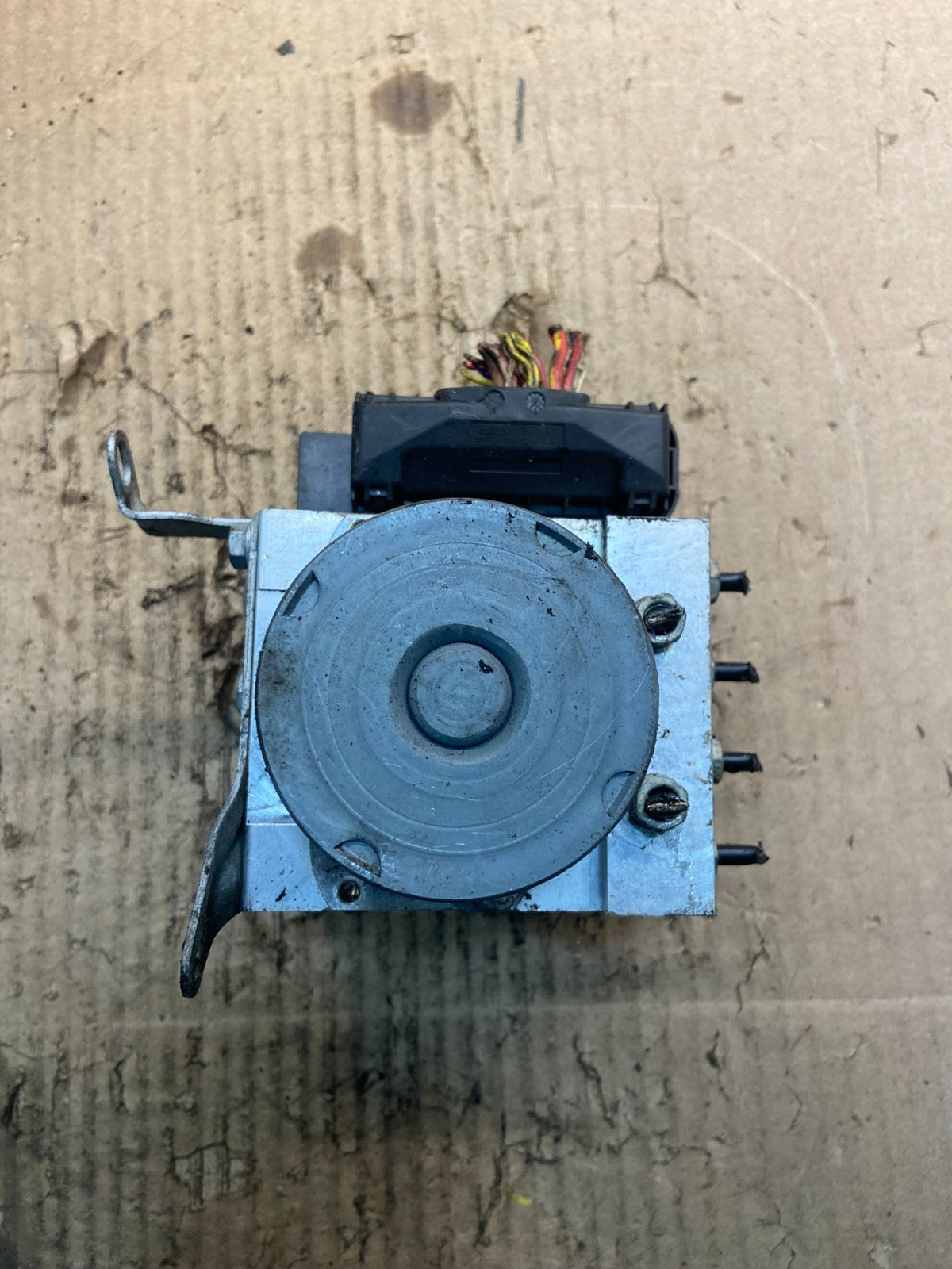 2007 to 2013 BMW 335i ABS Anti-Lock Brake Pump 6768550 OEM z9012 DG5