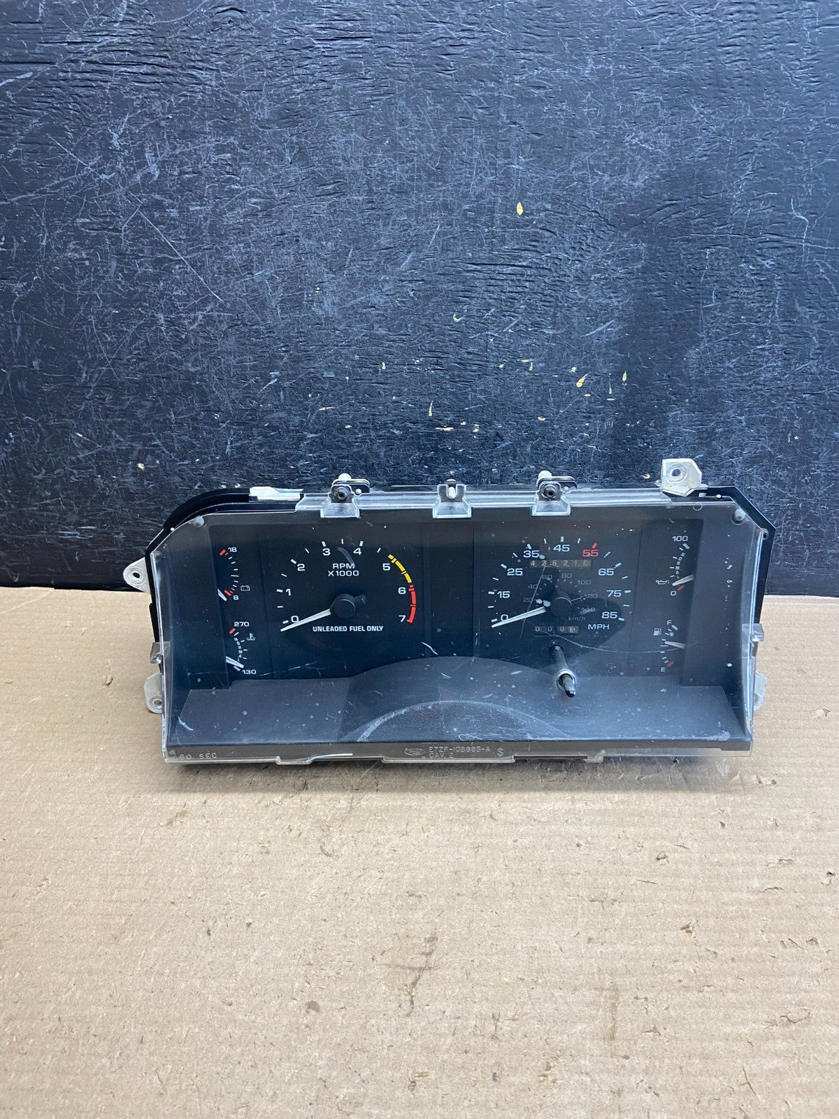1990 to 1993 Ford Mustang Instrument Cluster Gauges Speedometer AH5276 PS0