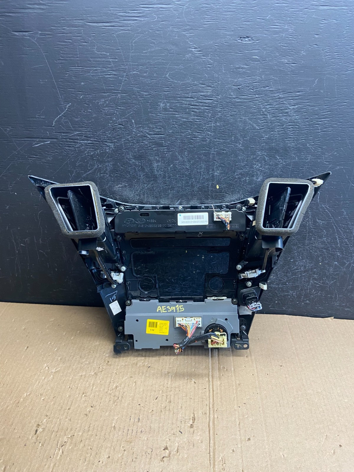 2011 - 2014 Hyundai Sonata Center Radio Climate Control Air Vent Bezel AE3975 DG3