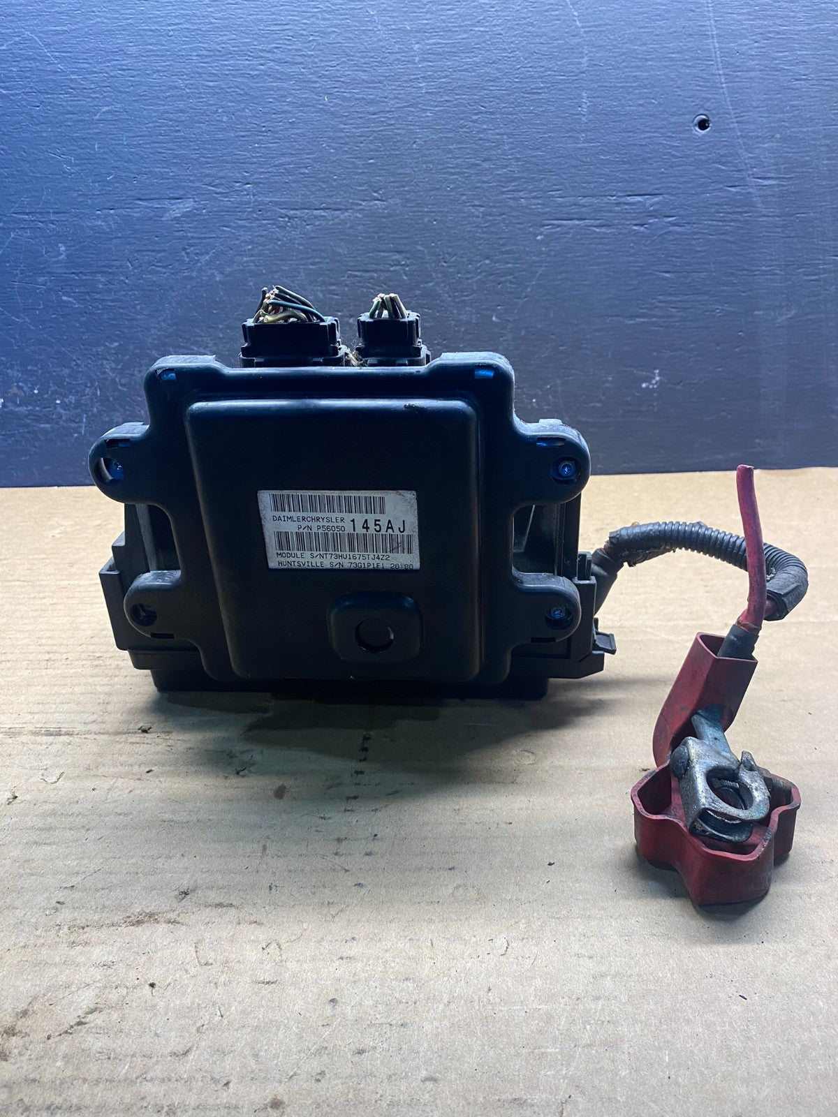 2005 Jeep Grand Cherokee Integrated Power Fuse Box Relay 04692071AB AC7989 DG4