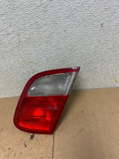 1998-2003 Mercedes Benz CLK Inner Right Passenger RH Tail Light Lamp P5197 DW1