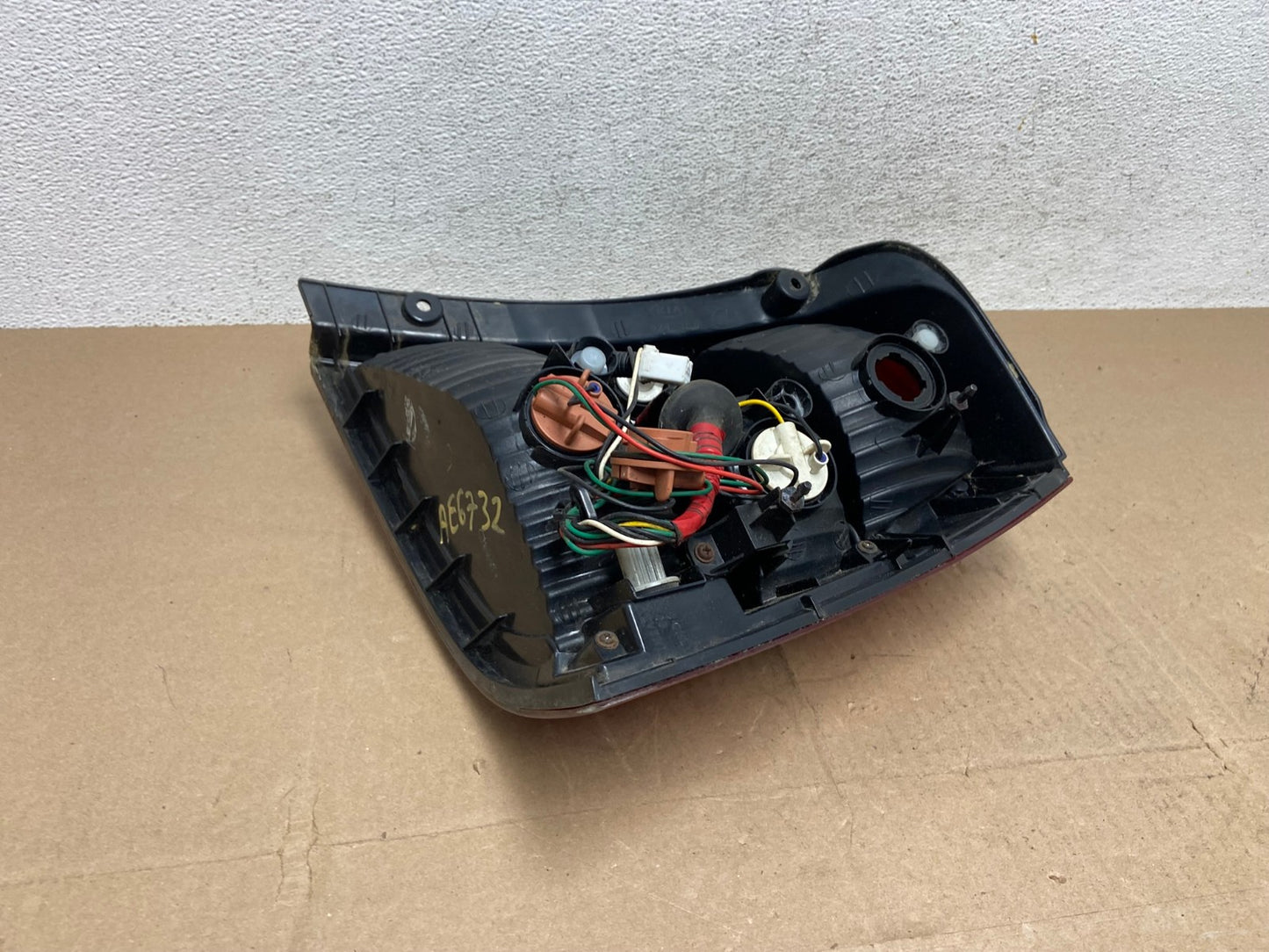 2007 2008 2009 Kia Sorento Left Driver LH Side Tail Light AE6732 LK5