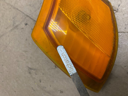 2002-2004 Saturn Vue Left Driver Side Turn Signal Corner Headlight Light X22983
