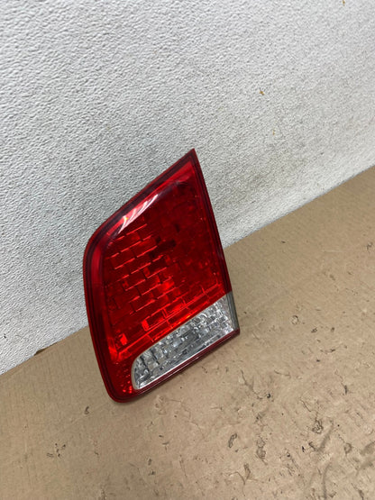 2011 2012 2013 Kia Sorento Right Passenger Inner Tail Light AG5954 LK2