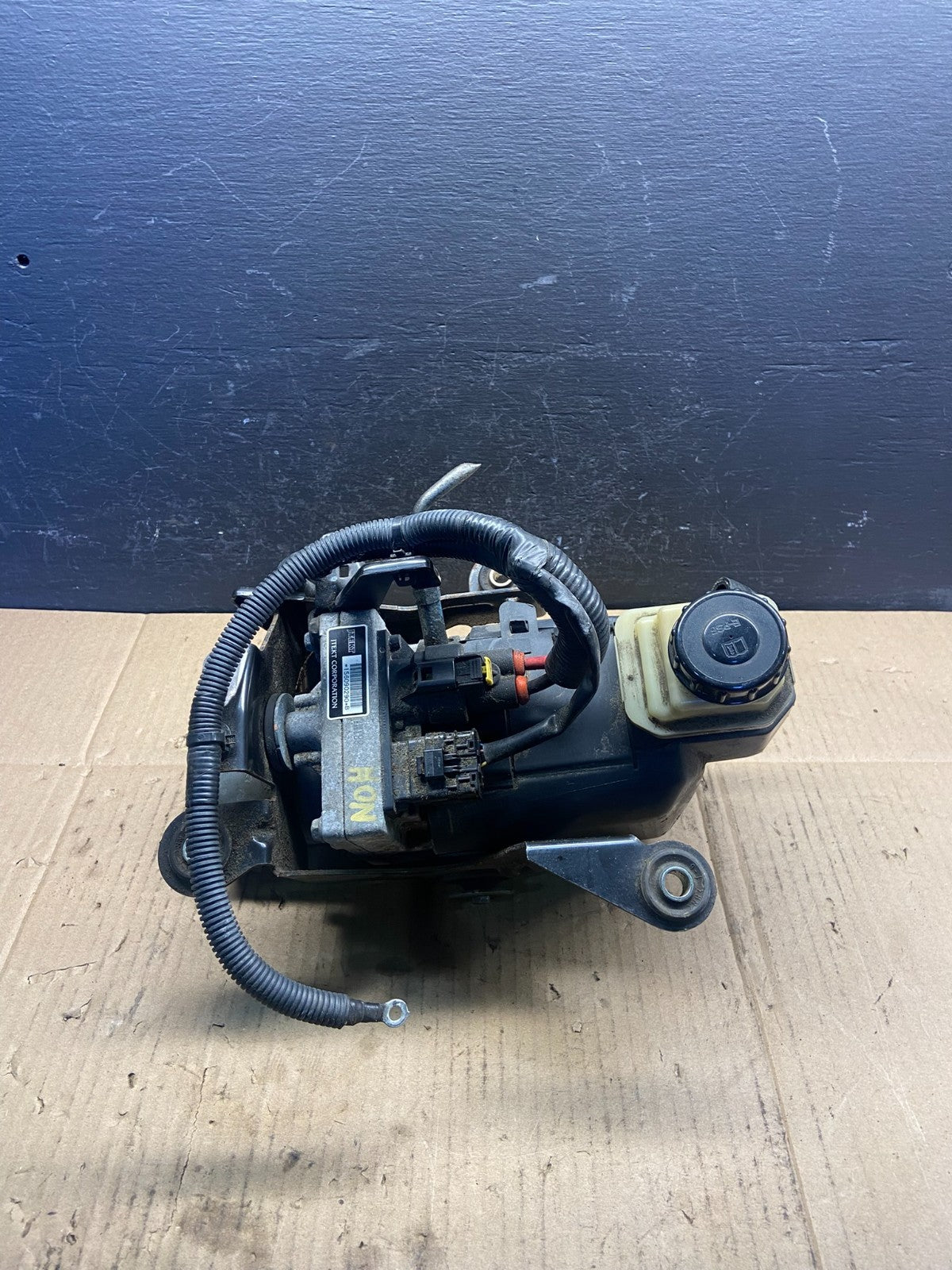 2011 - 2017 Nissan Quest Power Steering Pump Motor Unit AD18320