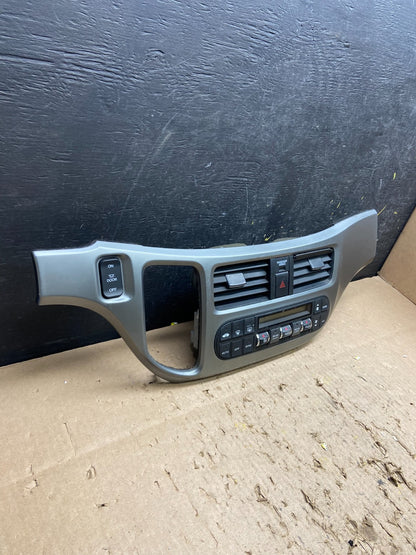 2005 to 2010 Honda Odyssey Radio Climate Control Dash Trim Bezel T8489 DG1