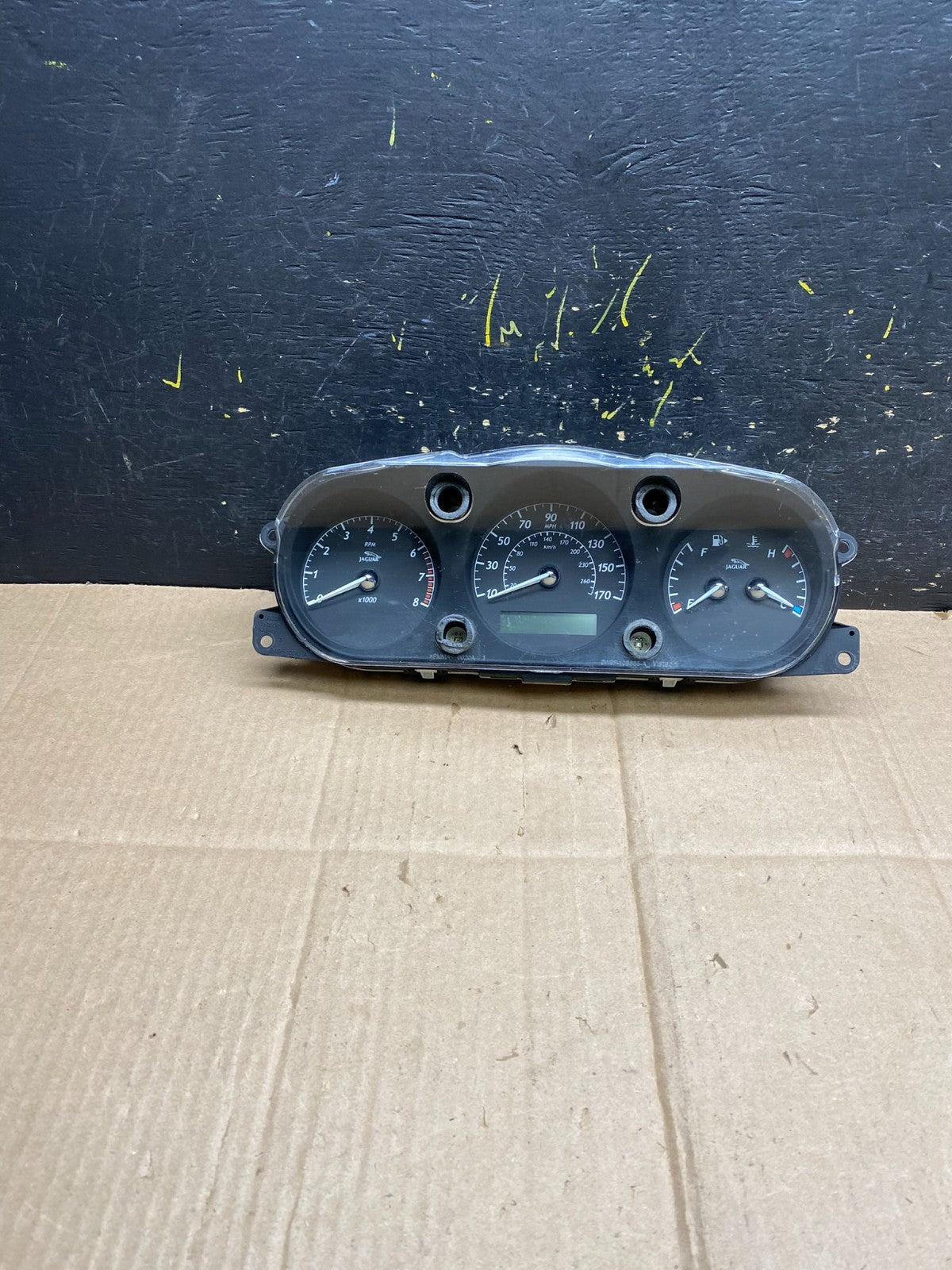 2006 to 2007 Jaguar XJ8 Instrument Cluster Gauge Speedometer aa4668 DG0