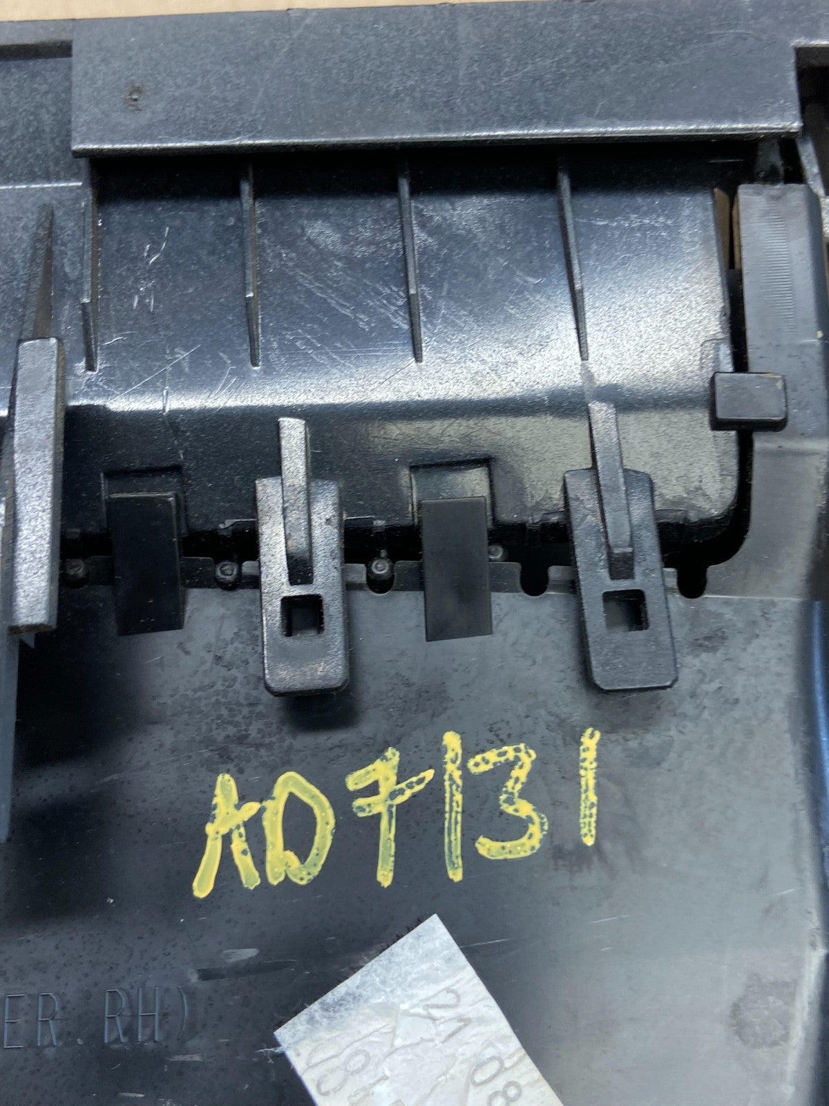 2007-2011 Toyota Camry Center Dashboard A/C HVAC Heater Air Vent Trim AD7131 DG6