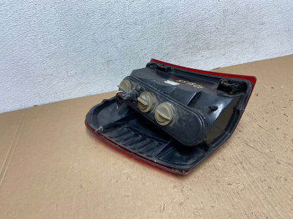 1999-2004 Jeep Grand Cherokee WJ Right Passenger Rh Tail Light AD8155 LK6