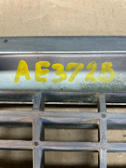 1994 to 1998 Mercedes W140 600SEL S600 Front Hood Grill AE37254