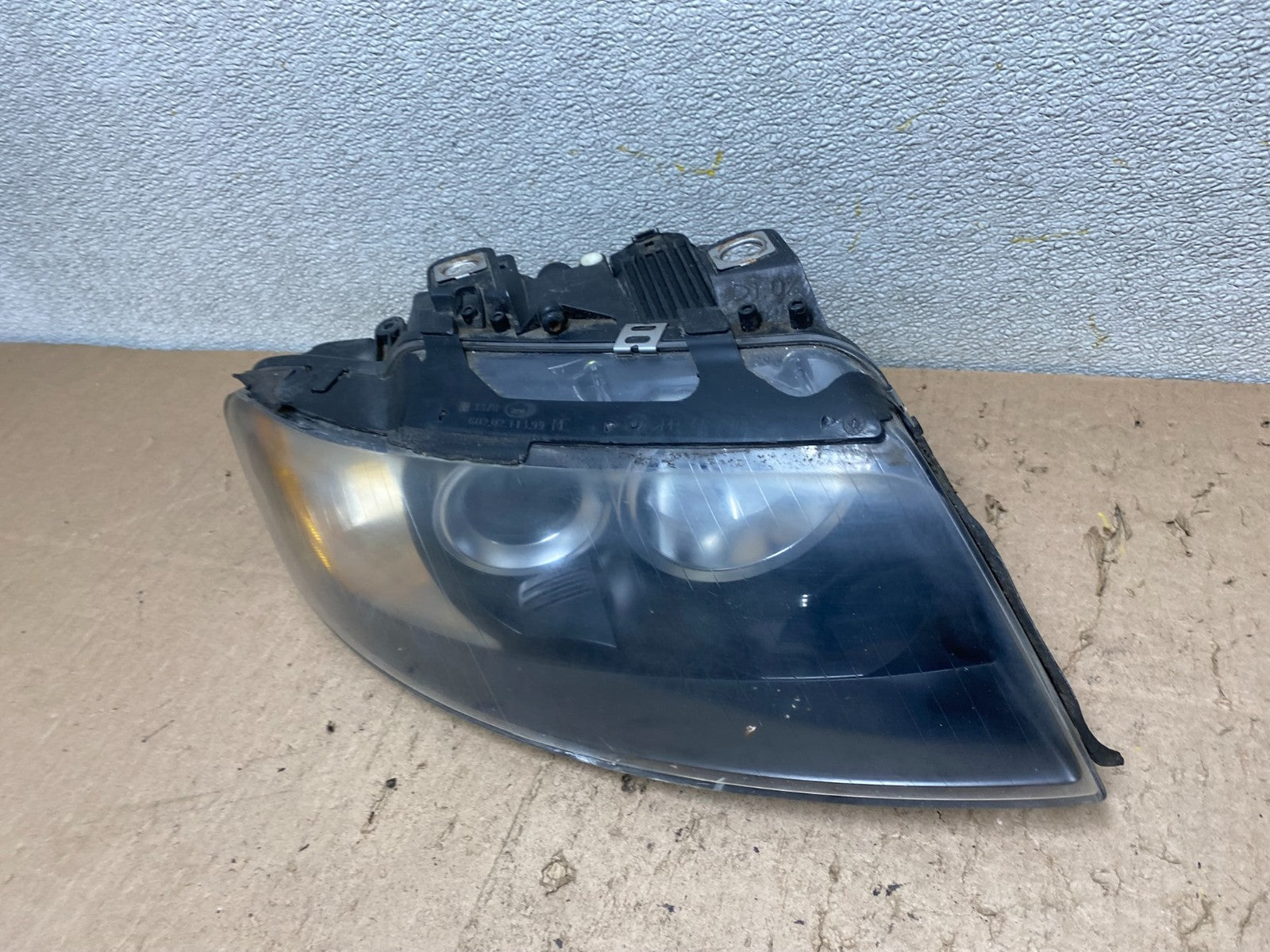 Halogen 2003 to 2006 Audi A4 Convertible Right Passenger RH Headlight W3706 DW1