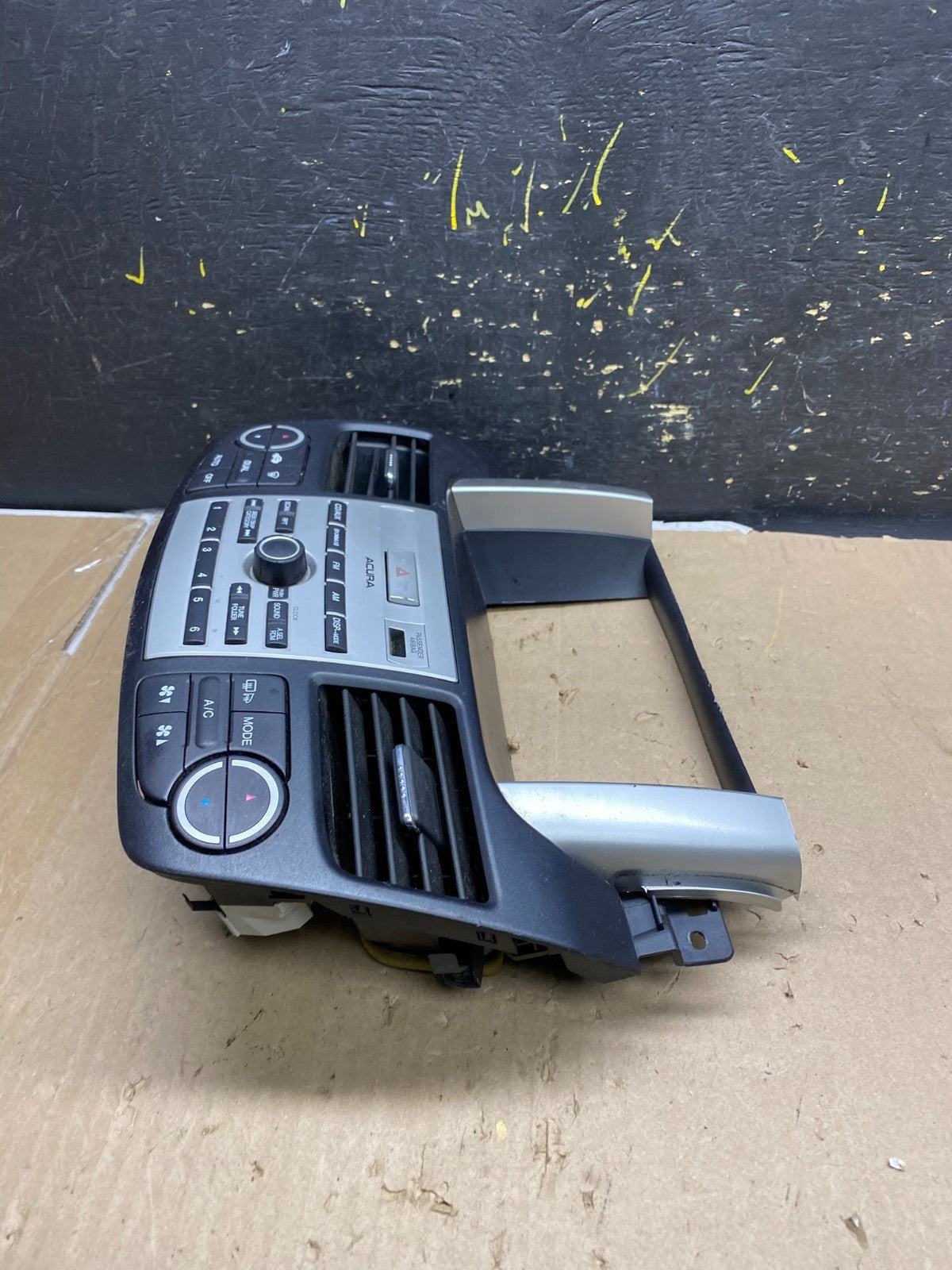 2007 to 2009 Acura RDX GPS RADIO Audio Control Trim Dash w/ Vents AB2085 DG2