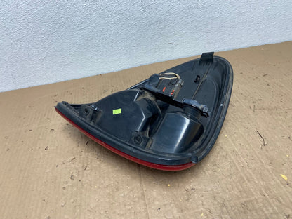 2004 - 2007 Dodge Grand Caravan Right Passenger Side Tail Light AC0273 LK4