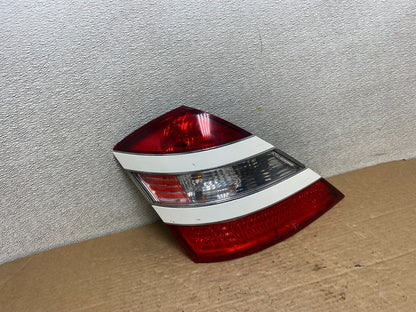 2007 - 2009 Mercedes-Benz S-Class Tail Light Left Driver LH Side Z2729 DW0