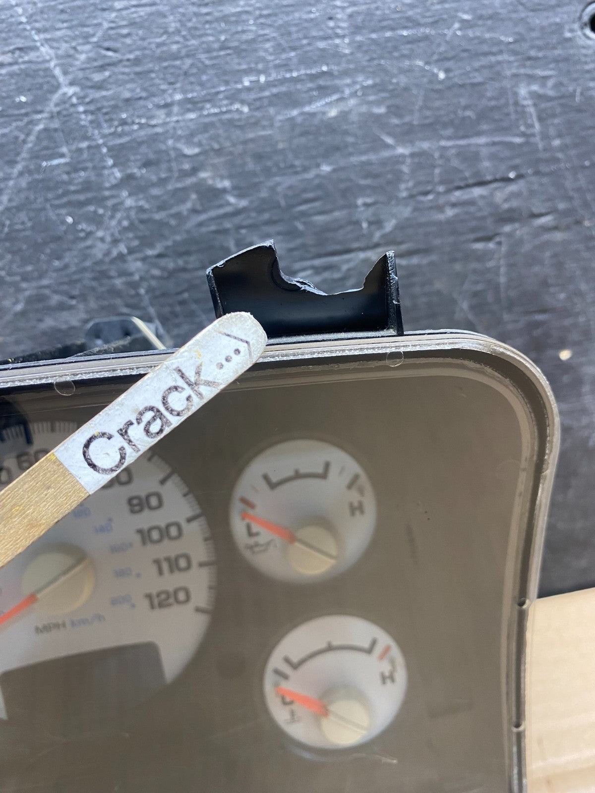 2004 2005 Dodge Ram 1500 Instrument Speedometer Gauge Cluster AH7518 DG1