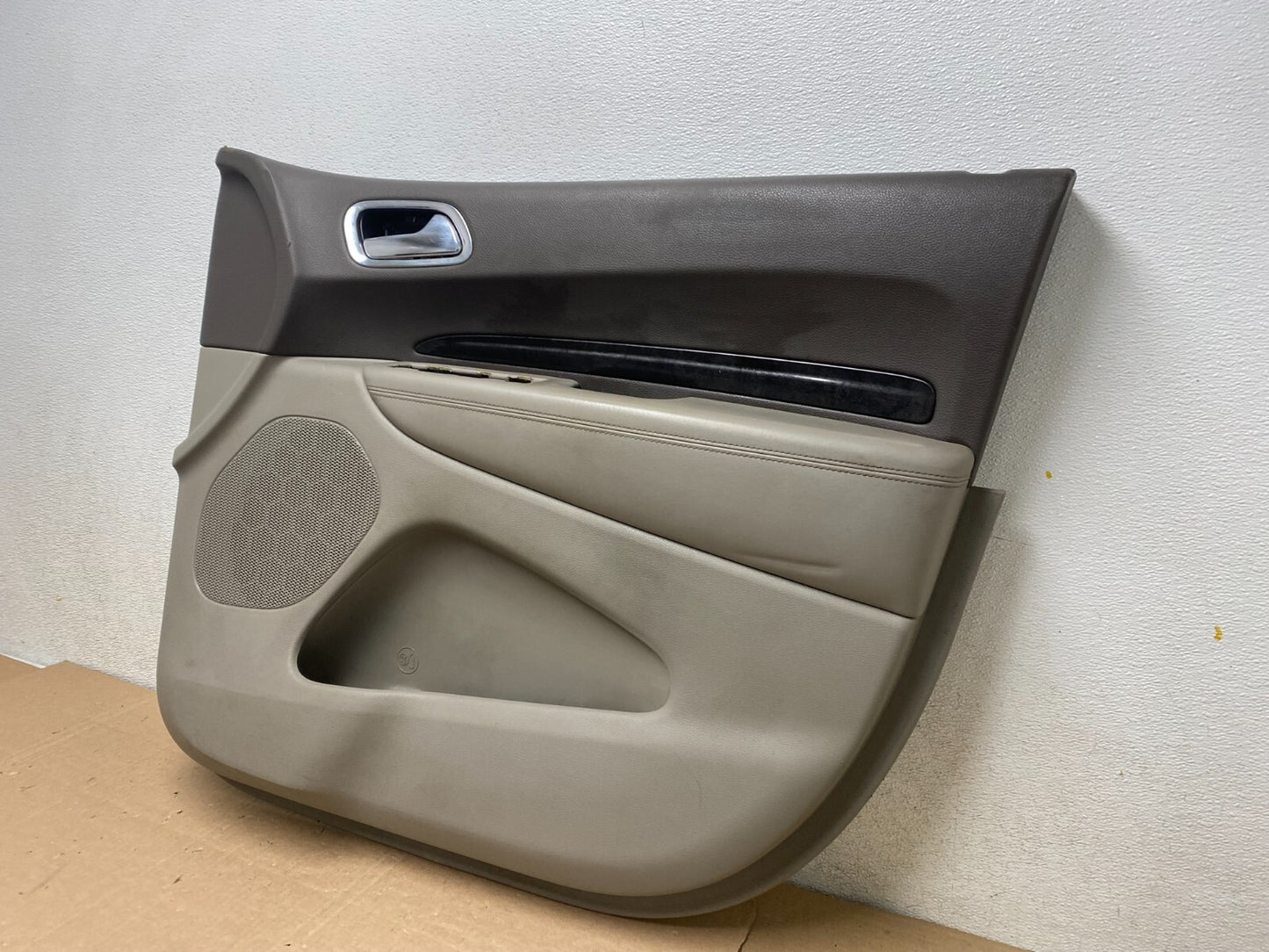 2011 to 2020 Dodge Durango Passenger Right Front Panel  Door Oem i1486 DG11