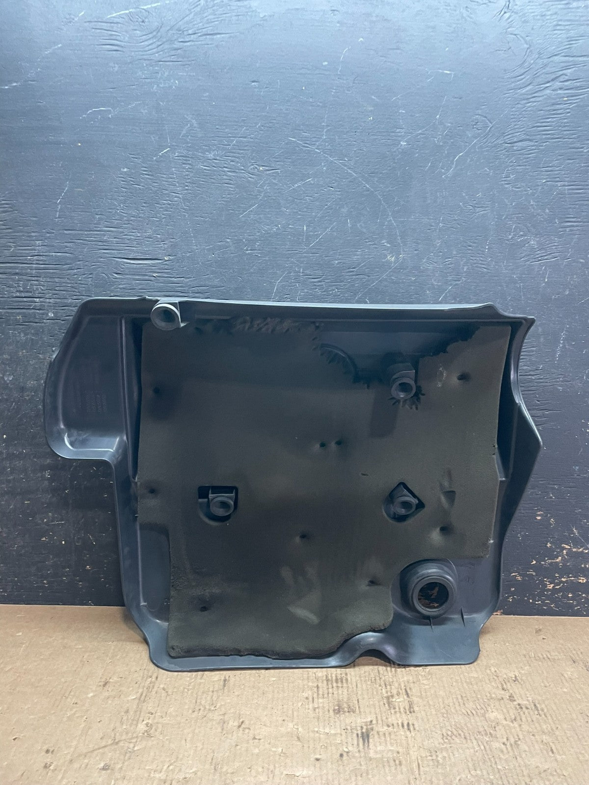 2010 to 2012 Chevrolet Equinox V6 VVT Plastic Engine Cover Shield OEM z6015 DG5