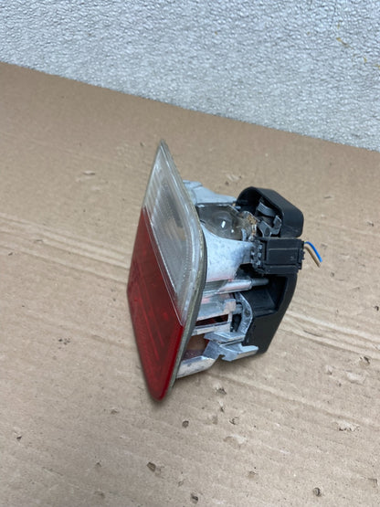 2002 - 2005 BMW 3 325i E46 Series Left Driver Side Inner Tail Light AB1057 DG1