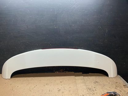 2015 to 2020 Kia Sedona Rear Trunk Spoiler Wing Oem W6091 DG0