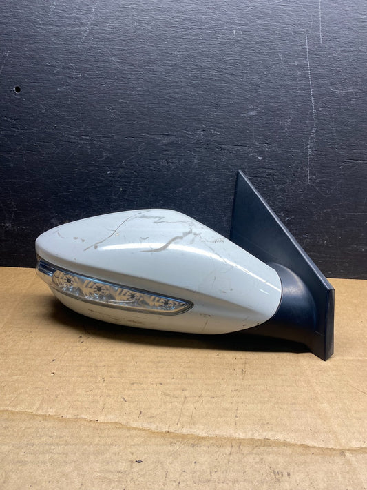 2011-2015 Hyundai Sonata Right Passenger Mirror W/ Turn Signal ad6763 DG0