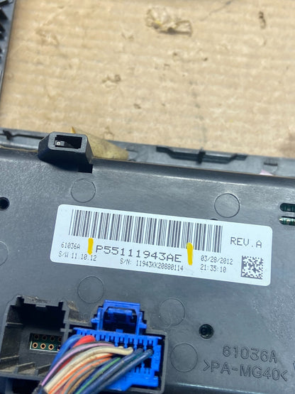 2008 to 2012 Jeep Liberty Dash Climate Temperature Control Radio Bezel Q9763 DG6