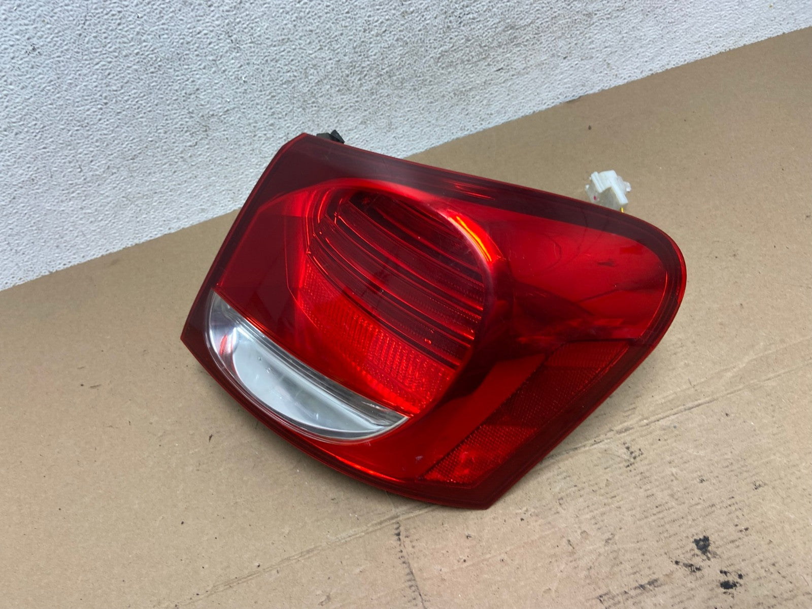 2006-2011 Lexus GS350 GS430 GS450H Right Passenger RH Tail Light AF4436 LK1
