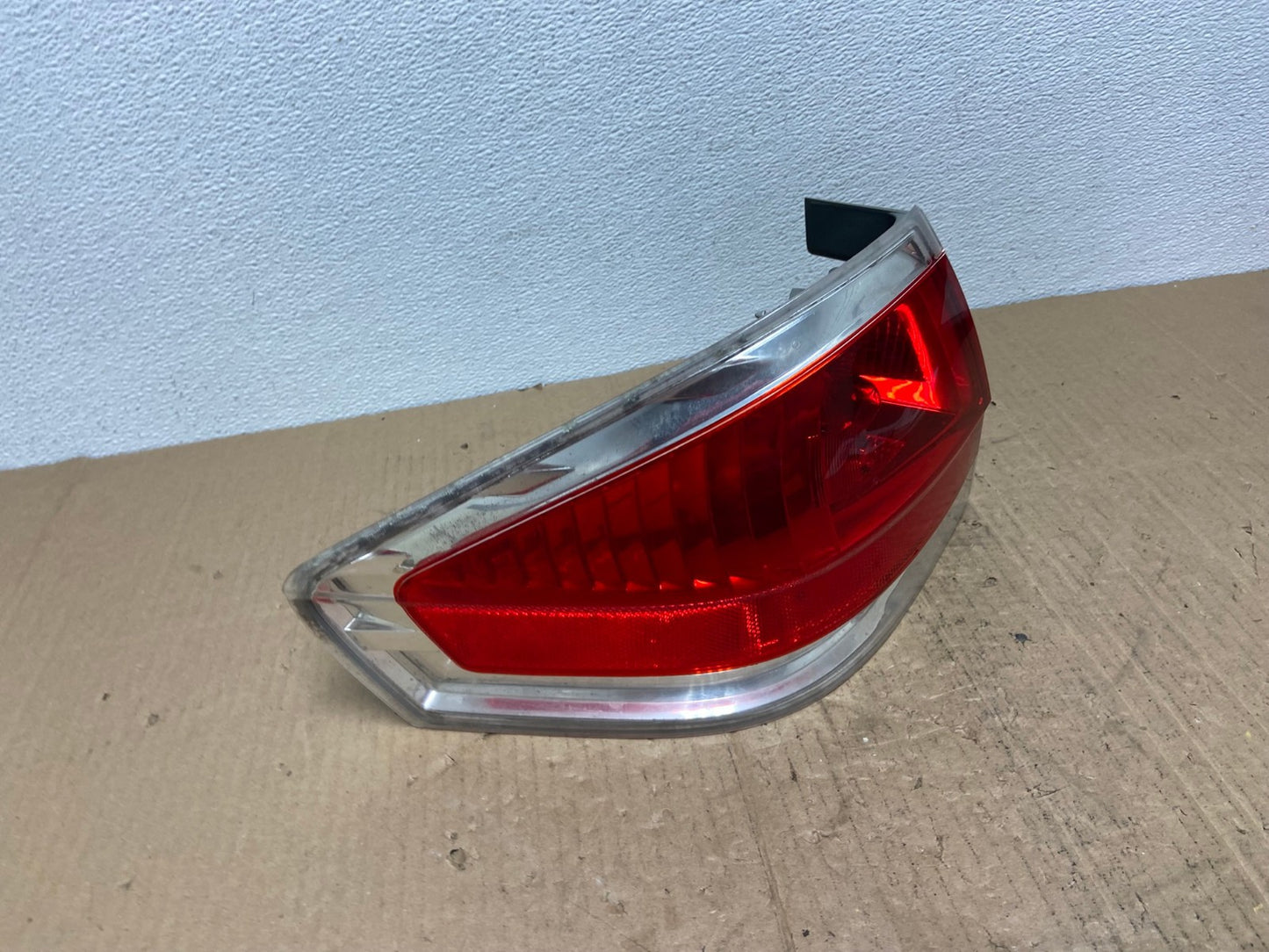2008 2009 2010 2011 Ford Focus Sedan Left Driver Lh Side Tail Light AB8429 LK2