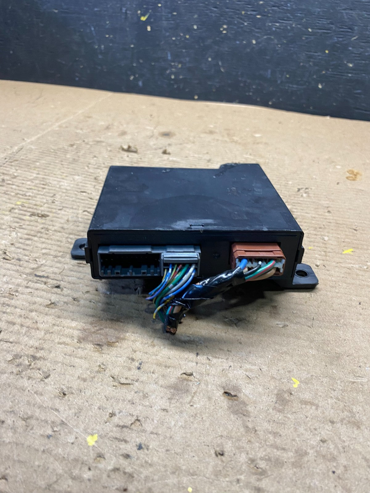 2008 - 2010 Honda Odyssey Rear Right Passenger Sliding Door Module R2643 DG1