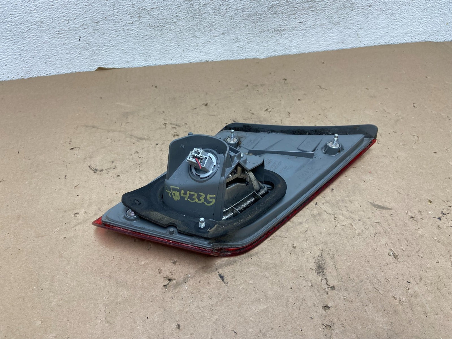 2009-2012 Mitsubishi Galant Right Passenger RH Inner Tail Light AG43354