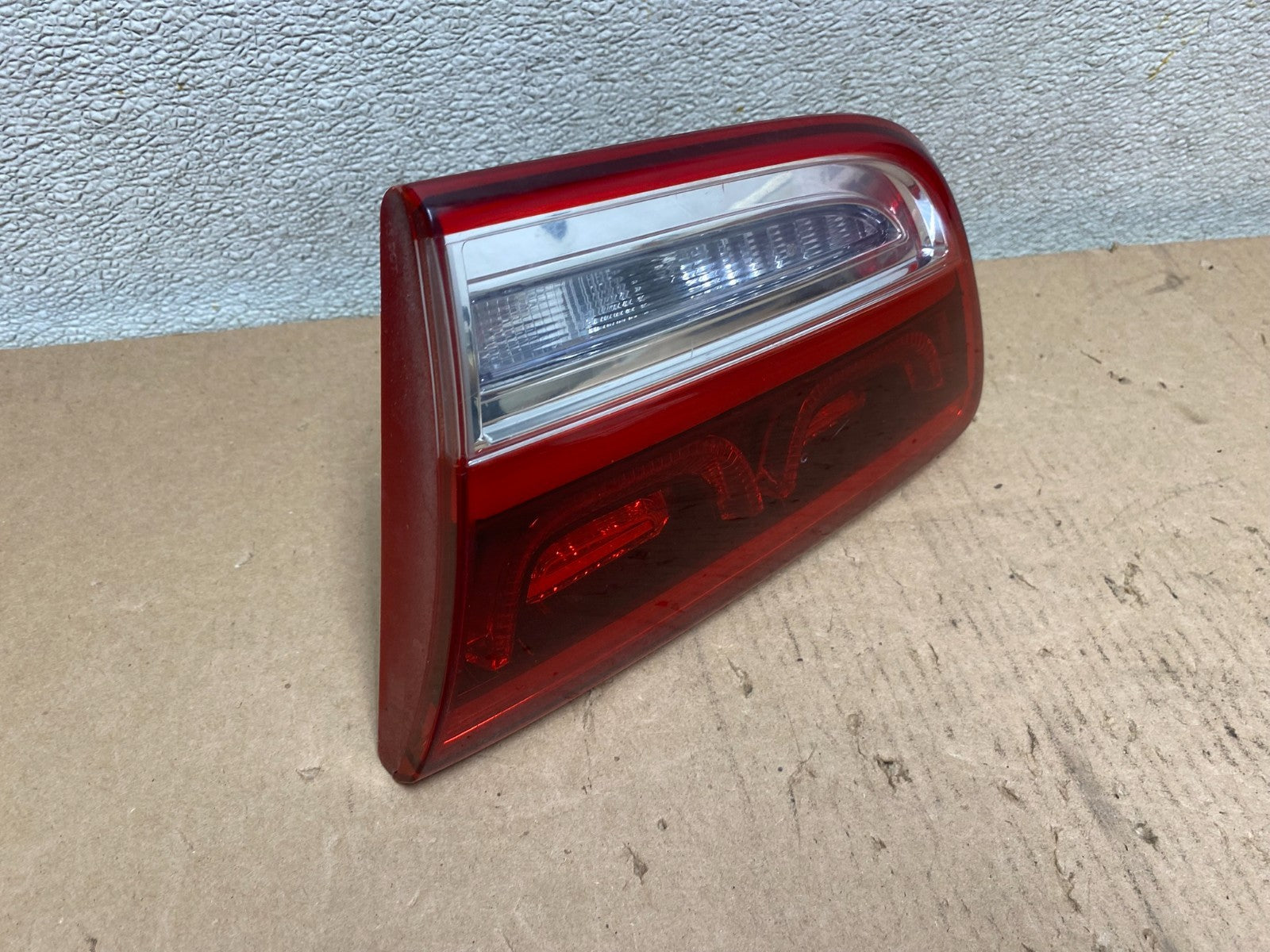 2016 2017 2018 Kia Sorento Right Passenger LED Inner Tail Light Oem S3817 DG2