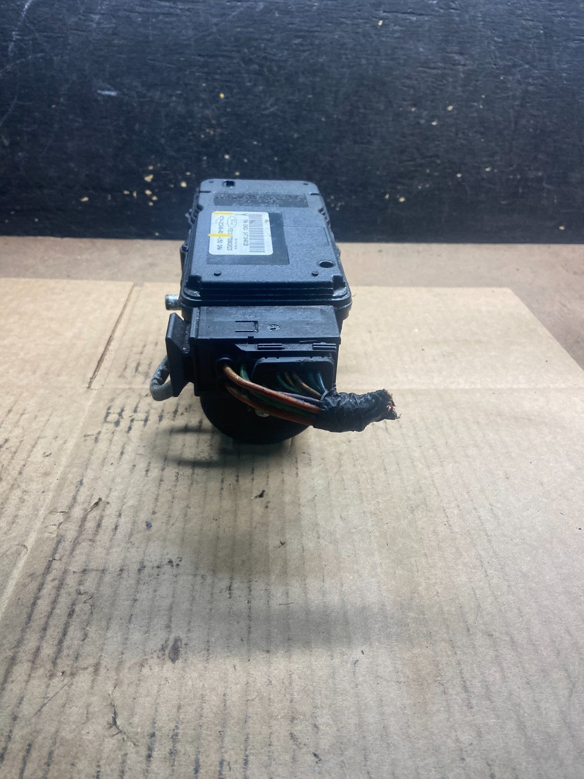2005 2006 Ford E-150 E150 ABS Anti-Lock Brake Pump Module y4354 DG1