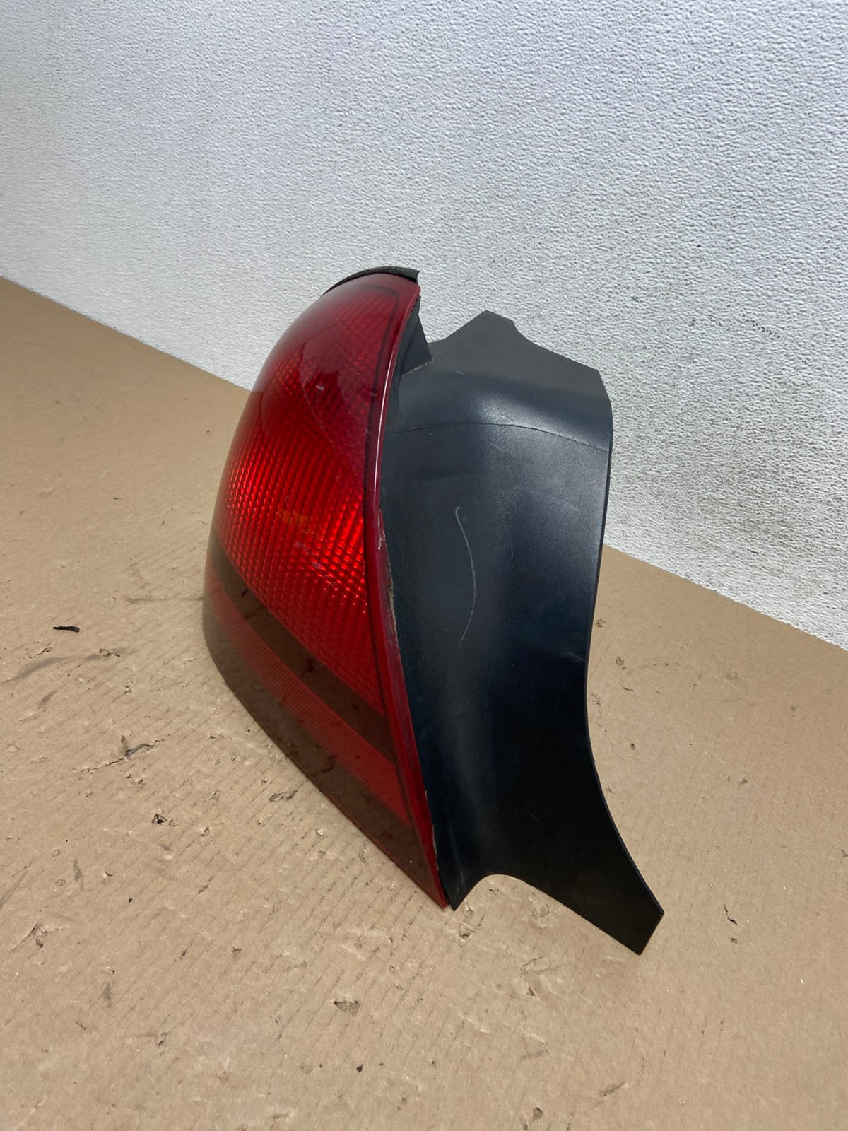 2003-2011 Mercury Grand Marquis Left Driver Lh Side Tail Light AE8768 LK1
