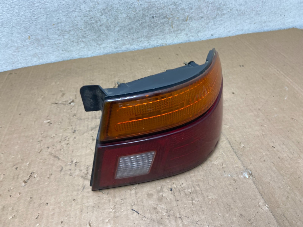 1993 - 1996 Ford Escort Right Passenger RH Side Tail Light AI9202 LK2