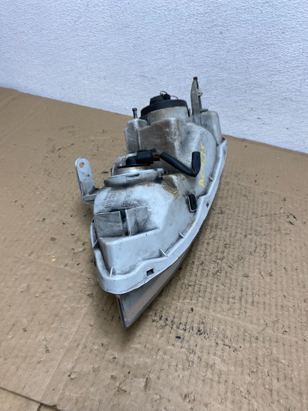 1997-2001 Lexus Es300 Right Passenger RH Headlight Halogen Oem AC4135 DW7