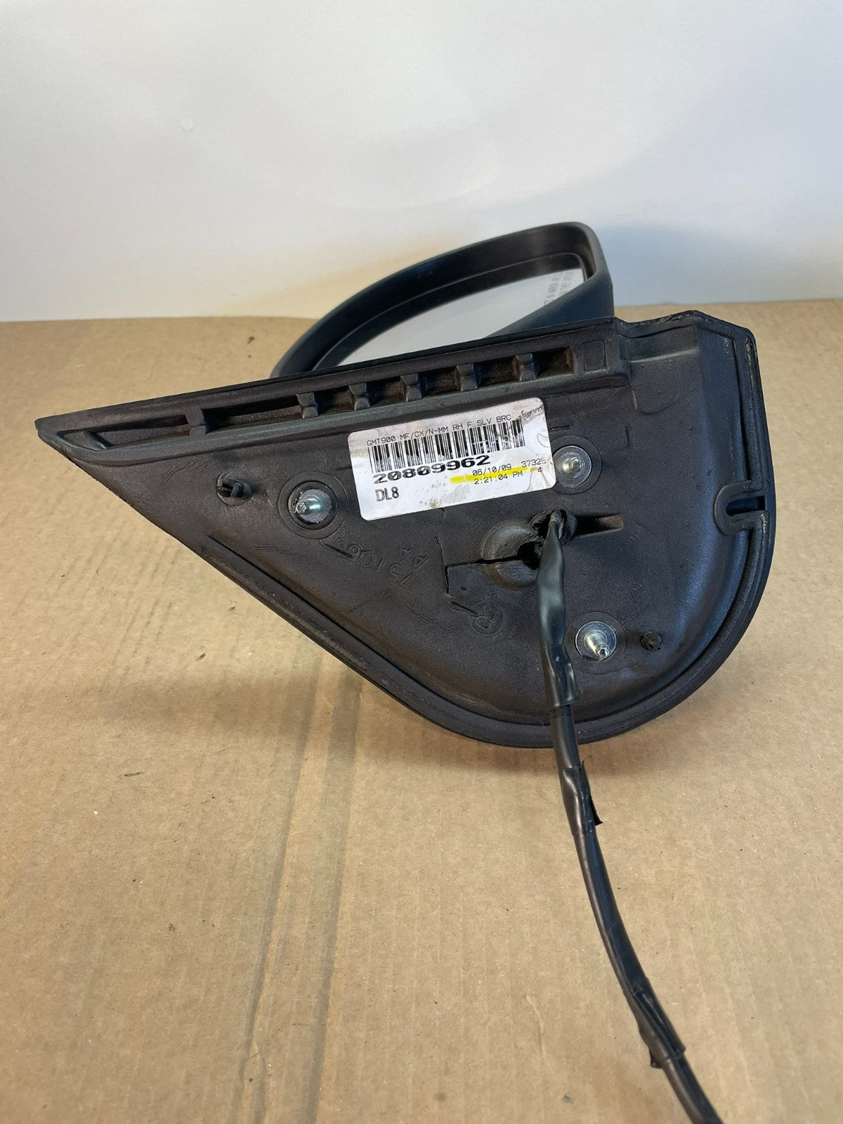 2007-2013 Chevrolet Tahoe Silverado Suburban Right Passenger Mirror AF5429 DW4
