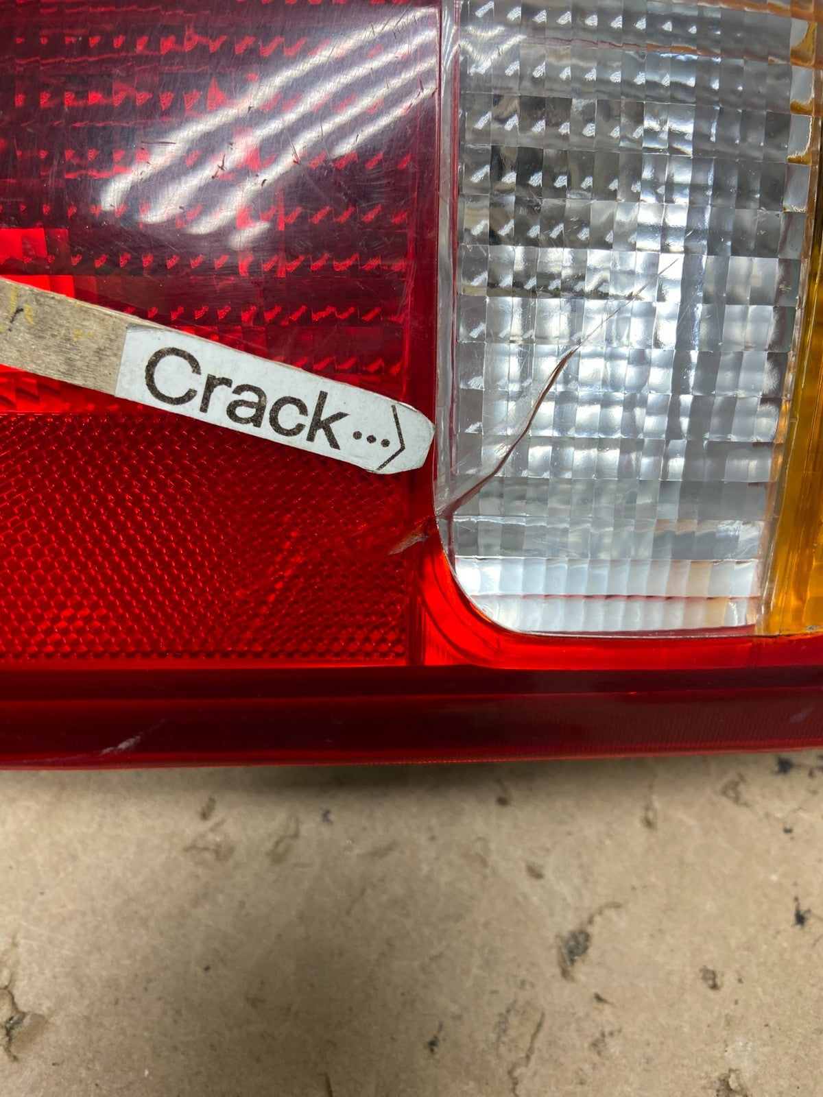 1998 to 1999 Ford Ranger Right Passenger RH Side Tail Light AG43375