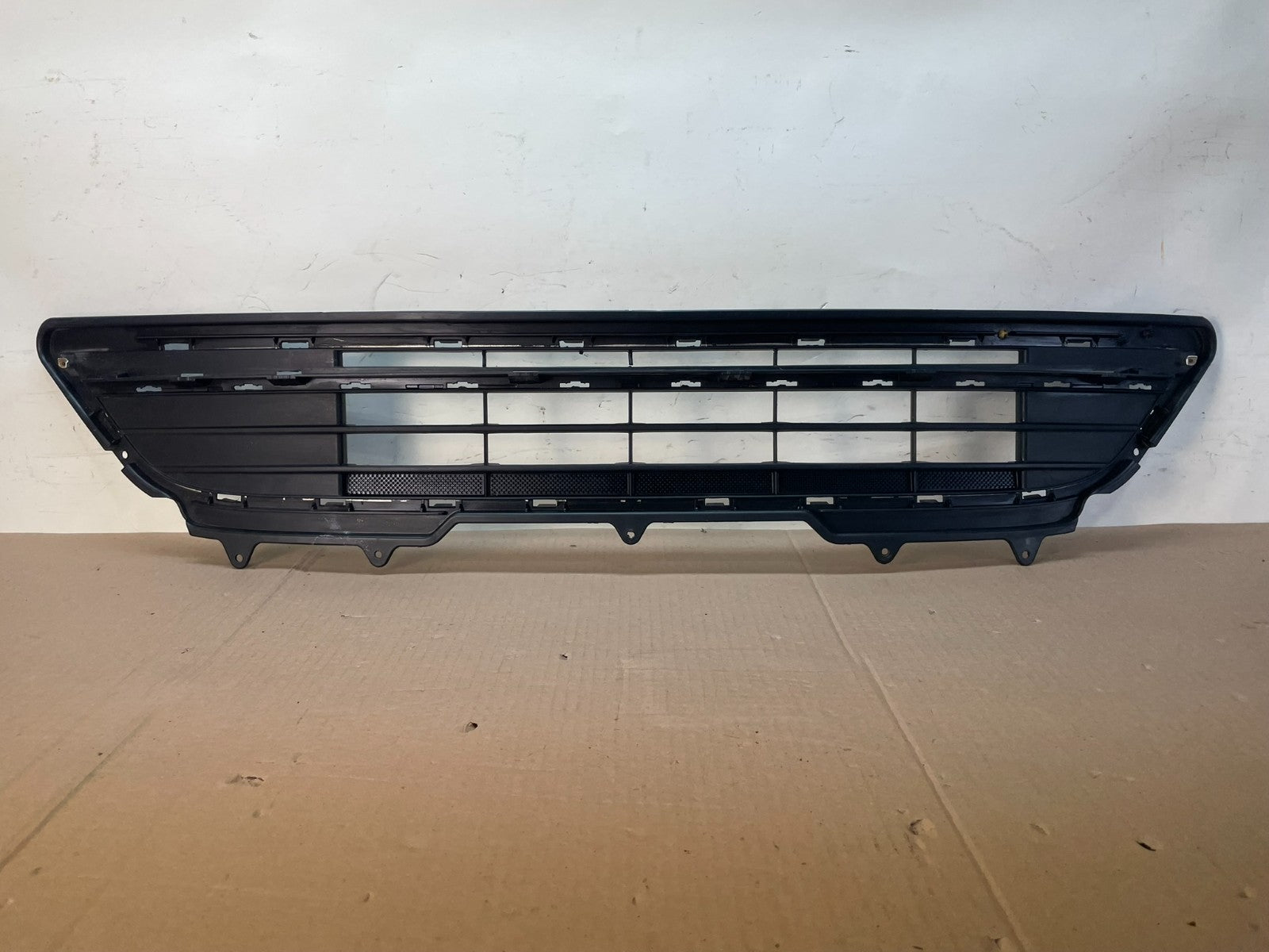 2017 to 2020 Lincoln MKZ Front Bumper Lower Cover Grille Grill AG7661 DG0