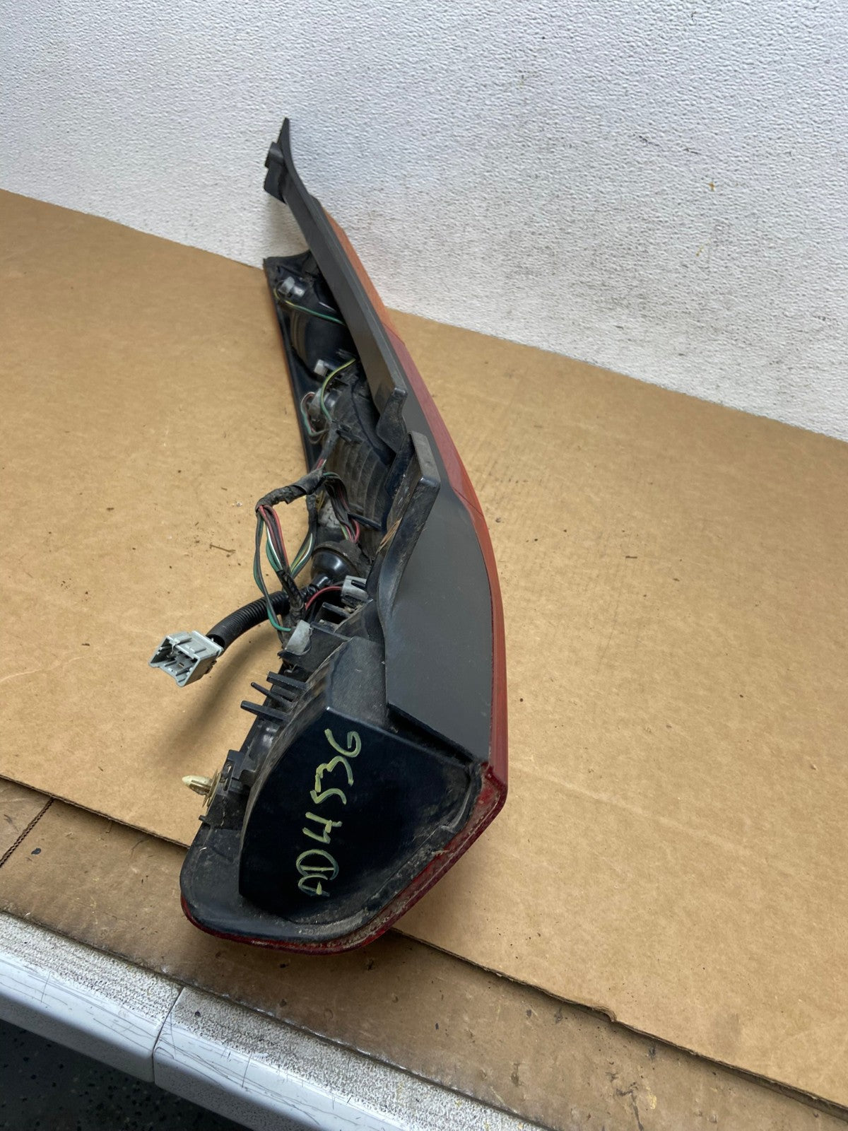 2002 - 2004 Honda Crv Cr-v Right Passenger Rh Side Tail Light AD4536 LK9