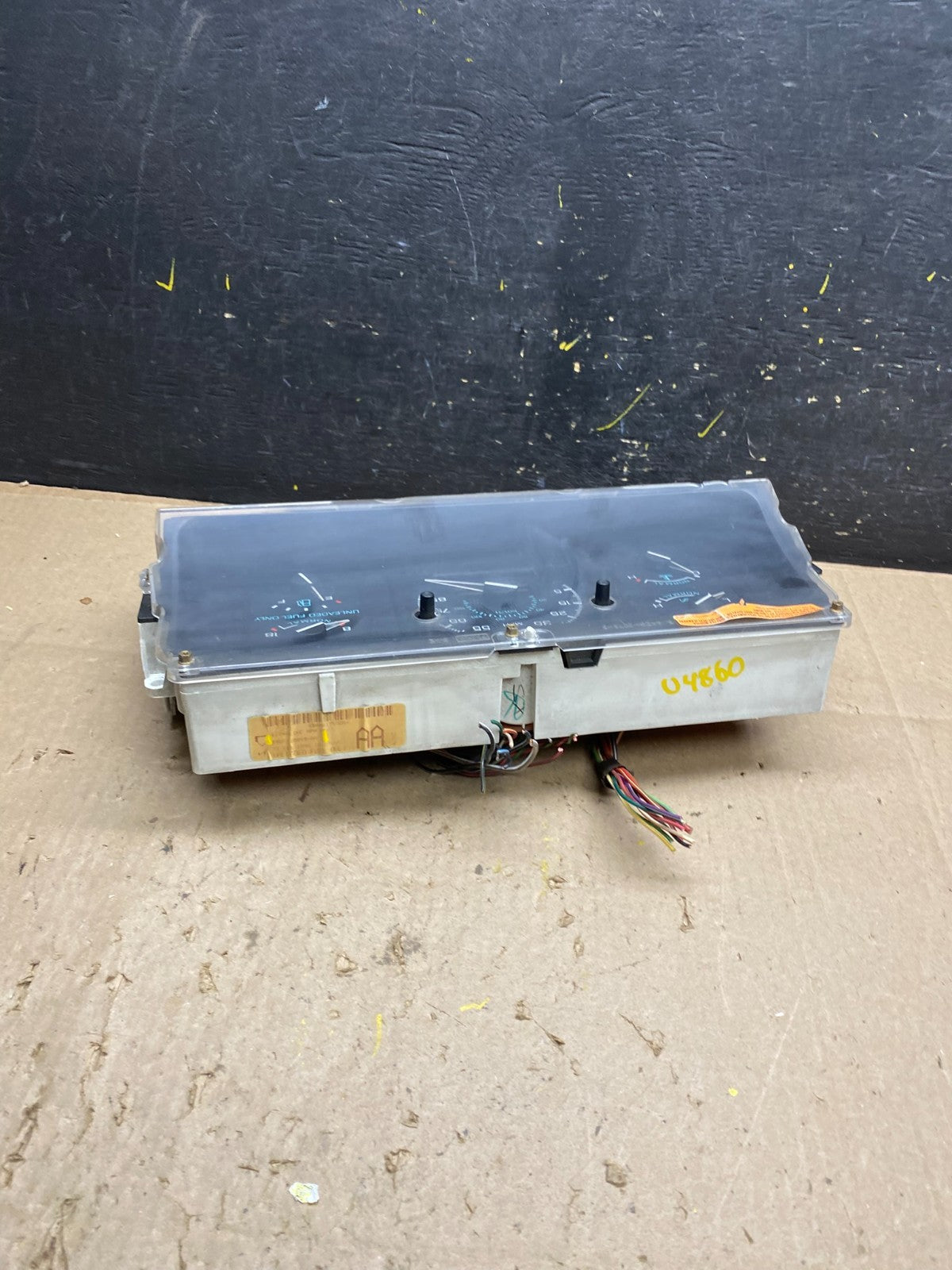 1996 Ford E150 E250 GAS Gauge Speedometer Cluster U4860 DG3