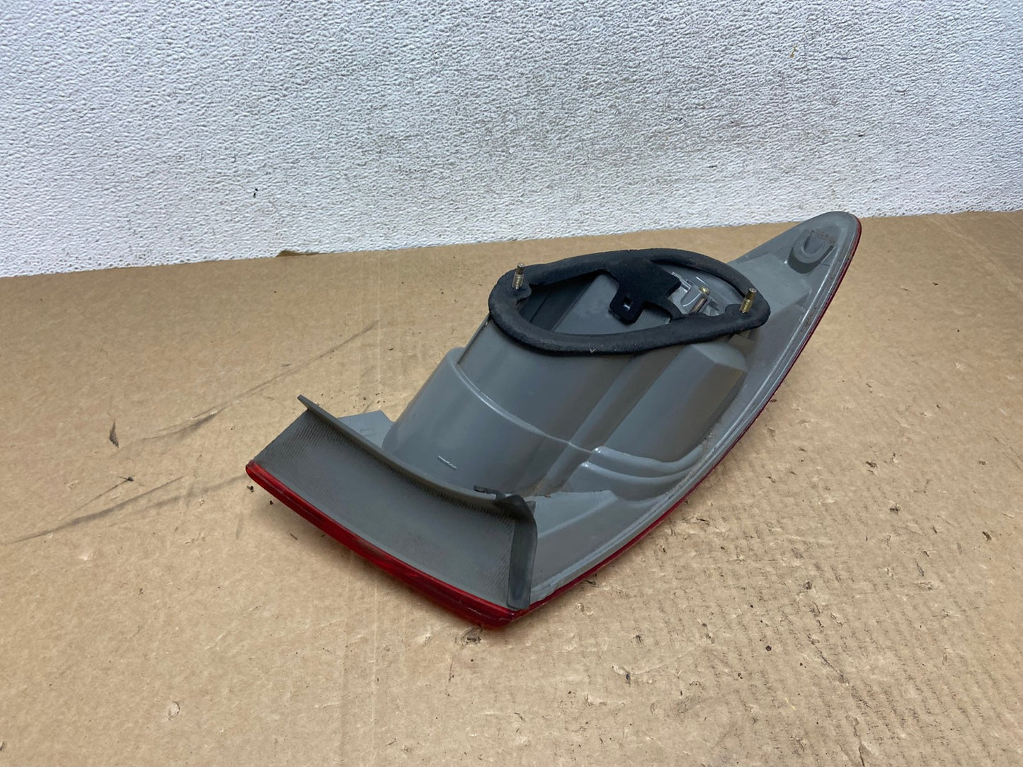 2003 - 2005 Mazda 6 Right Passenger Rh Side Tail Light AG0524 LK5